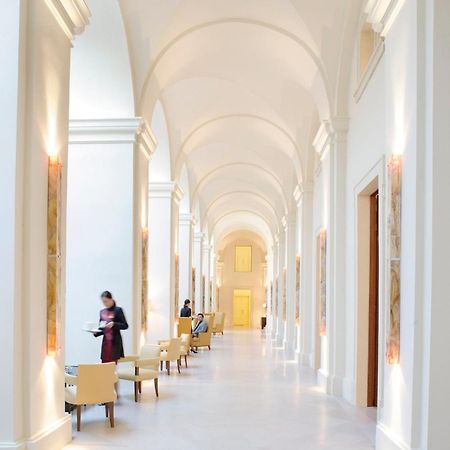 Mandarin Oriental, Prague Hotel Kültér fotó
