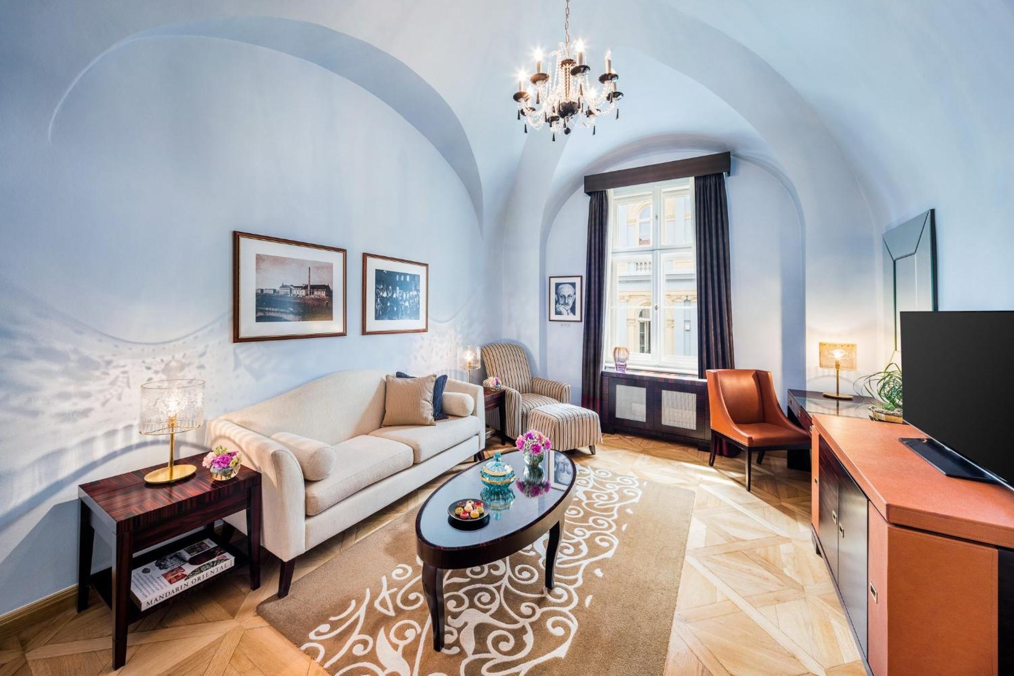 Mandarin Oriental, Prague Hotel Kültér fotó