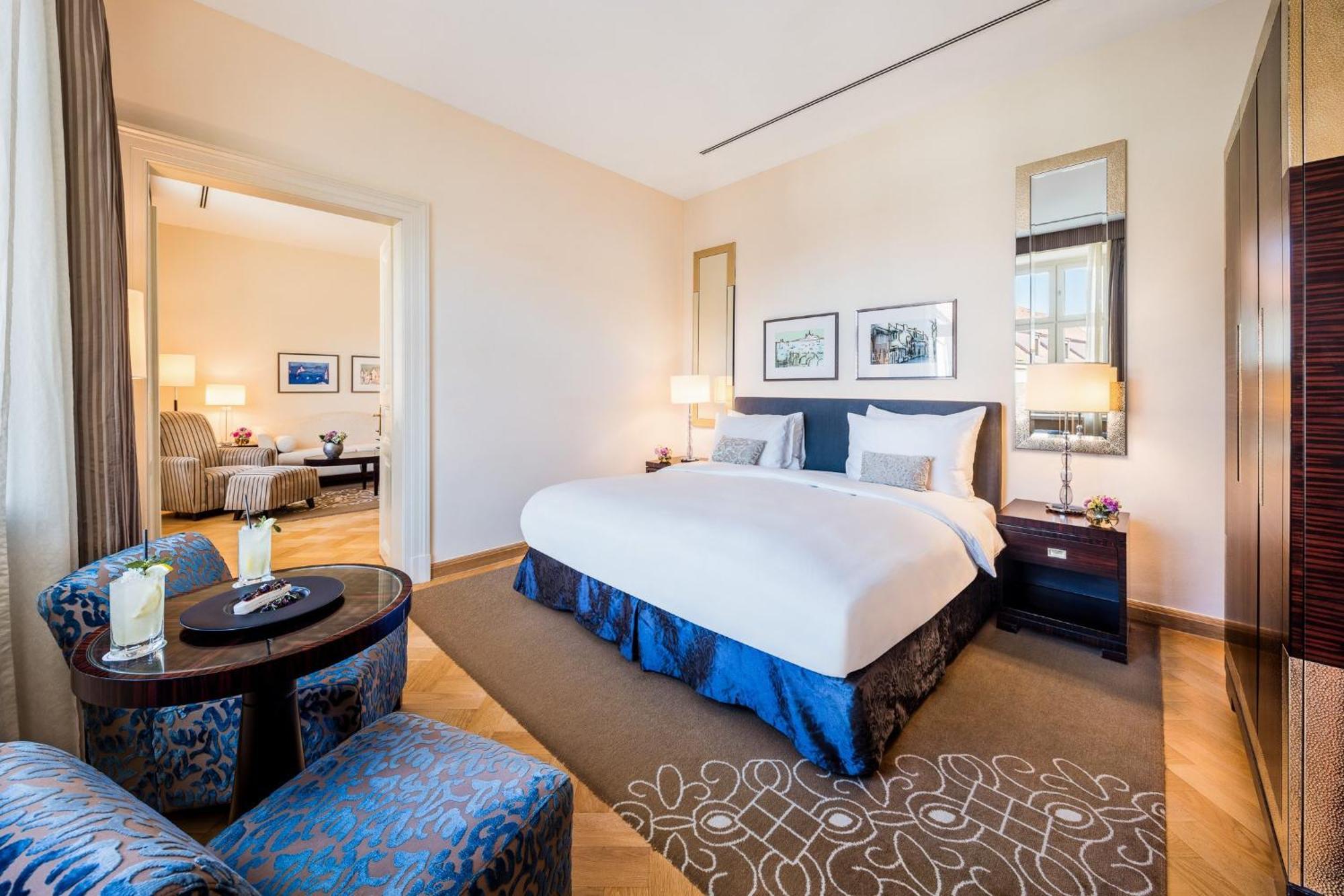 Mandarin Oriental, Prague Hotel Kültér fotó