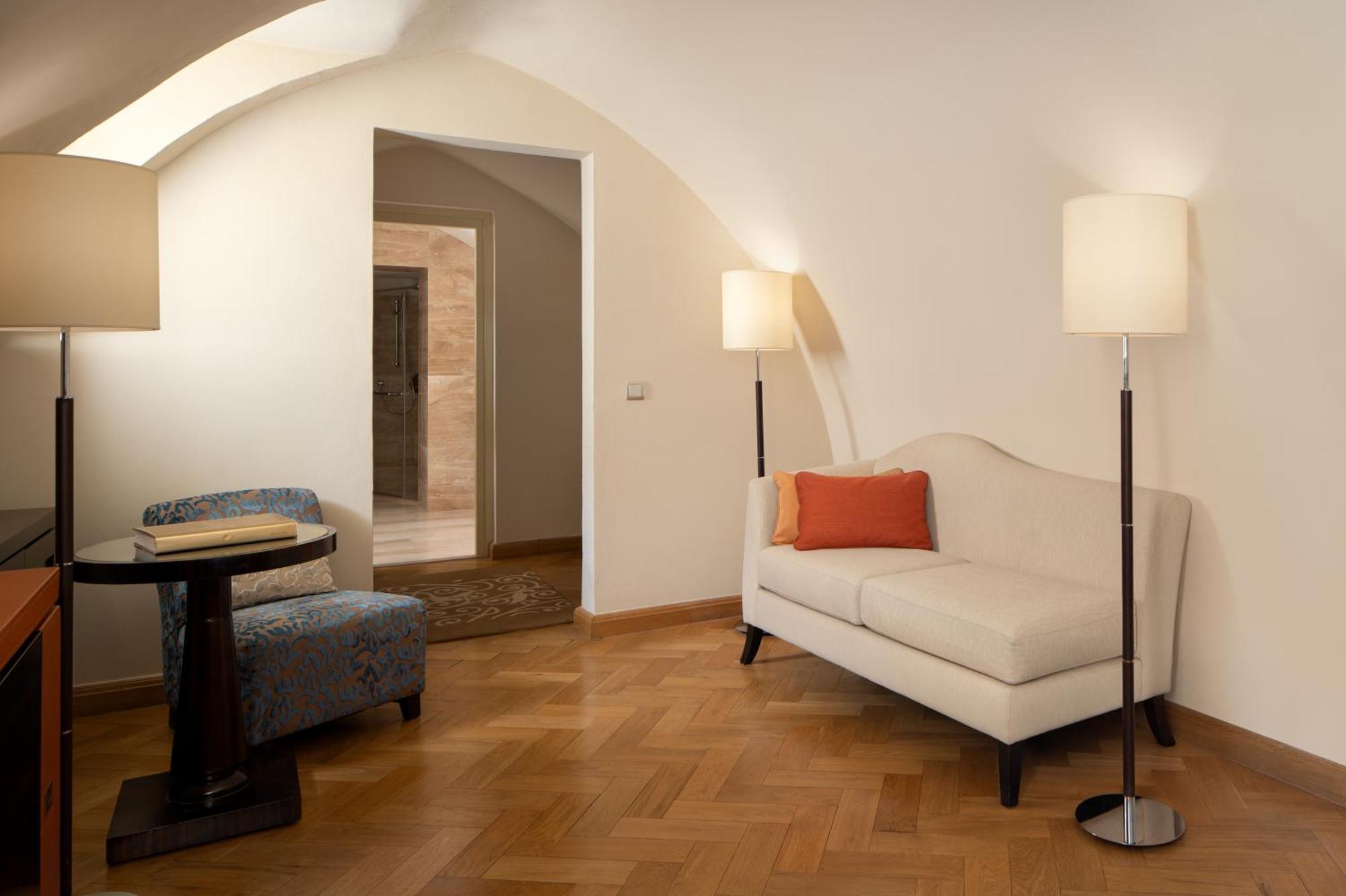Mandarin Oriental, Prague Hotel Kültér fotó